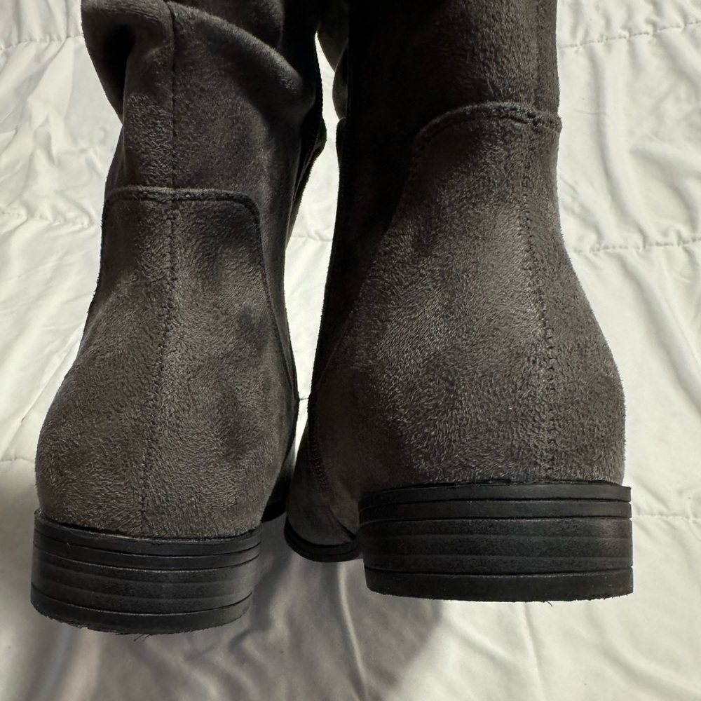 VJH comfort Wmns Slouchy Boots Bootie Sz 8.5 Round Toe Comfort Low Heel Mid Calf - Picture 16 of 16